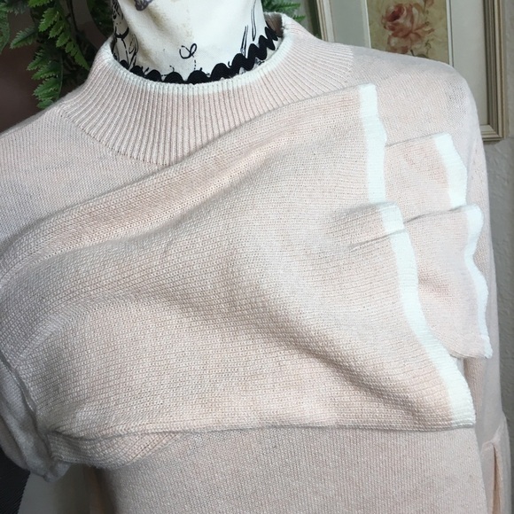 Style & Co beautiful light pink cream trim sweater - Picture 4 of 9